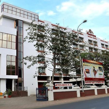 Hotel Breeze Residency Tiruchirappalli Zewnętrze zdjęcie