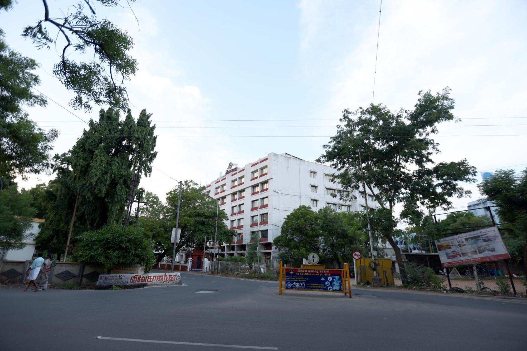 Hotel Breeze Residency Tiruchirappalli Zewnętrze zdjęcie